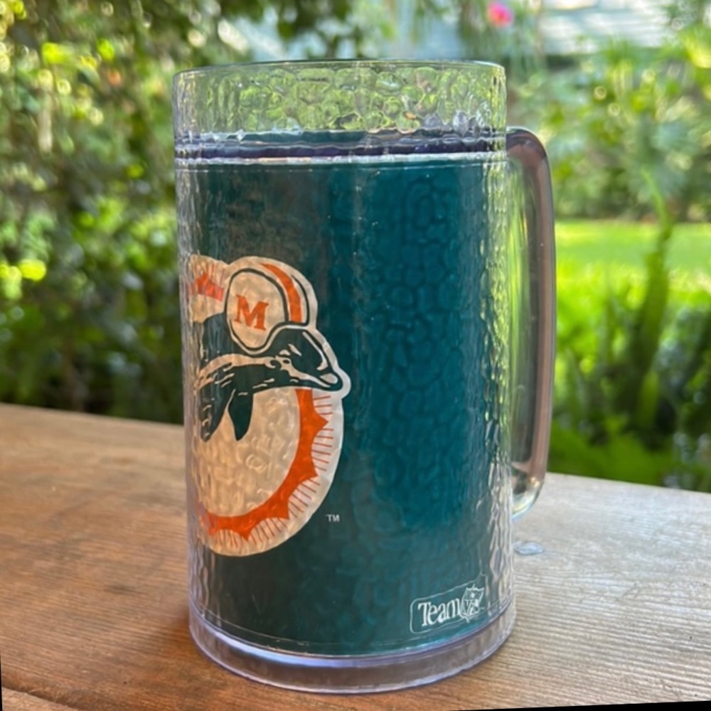 Miami Dolphins NFL Football Thermo Serve made in USA Plastic frosted Beer Mug